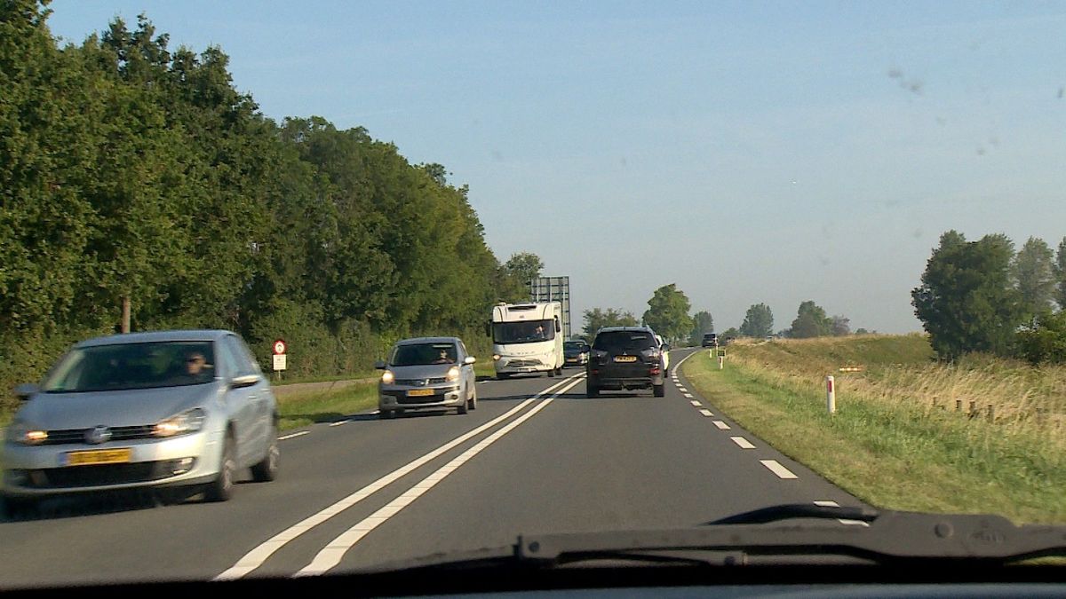 Verkeersdeskundige: 'Van 80 km/uur naar 60 op gevaarlijke wegen is ...