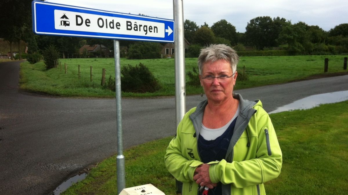 Toeristische borden in Lhee verdwenen