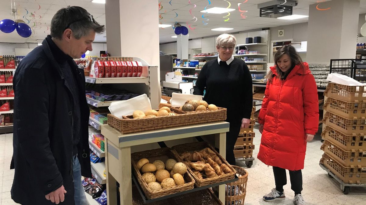 Enige dorpswinkel in Nigtevecht heropend: 'Anders is het een gehucht'