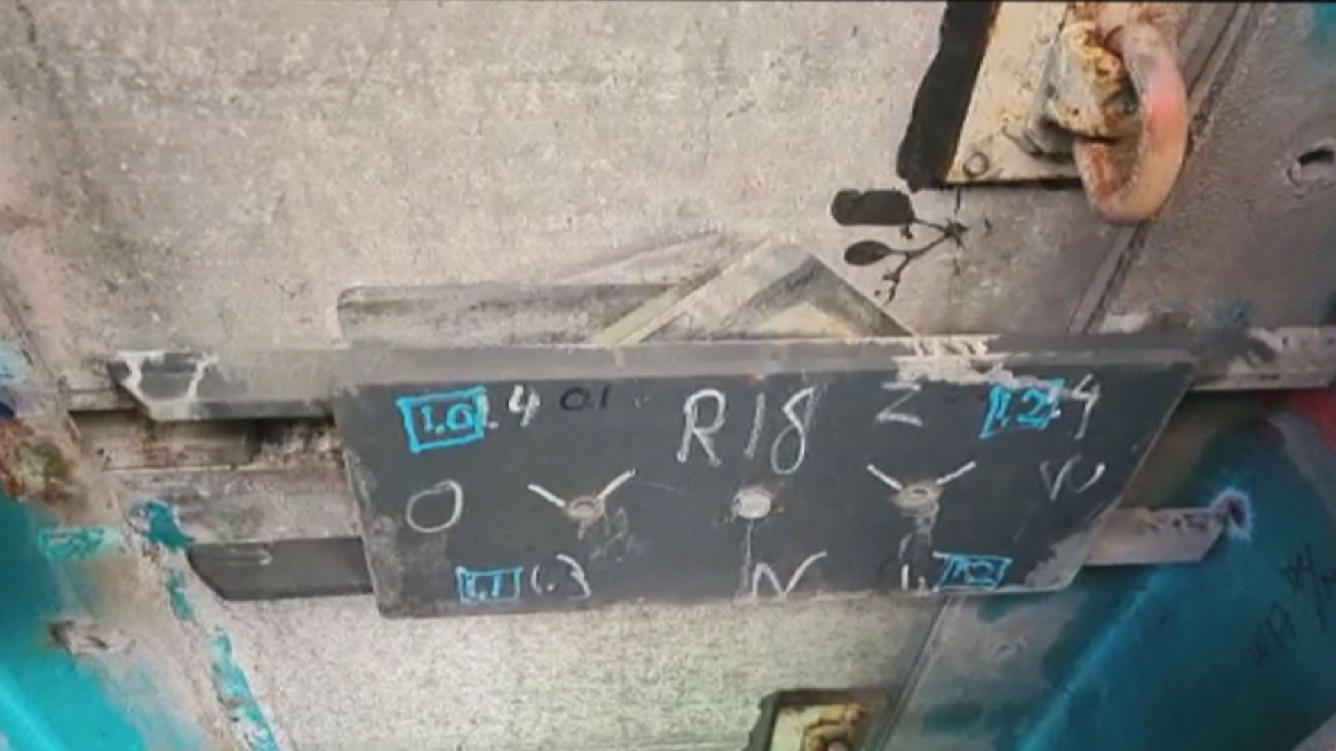 Hoofdpijndossier Haringvlietbrug: Deze klemmen houden de specialisten van Rijkswaterstaat ‘s nachts wakker