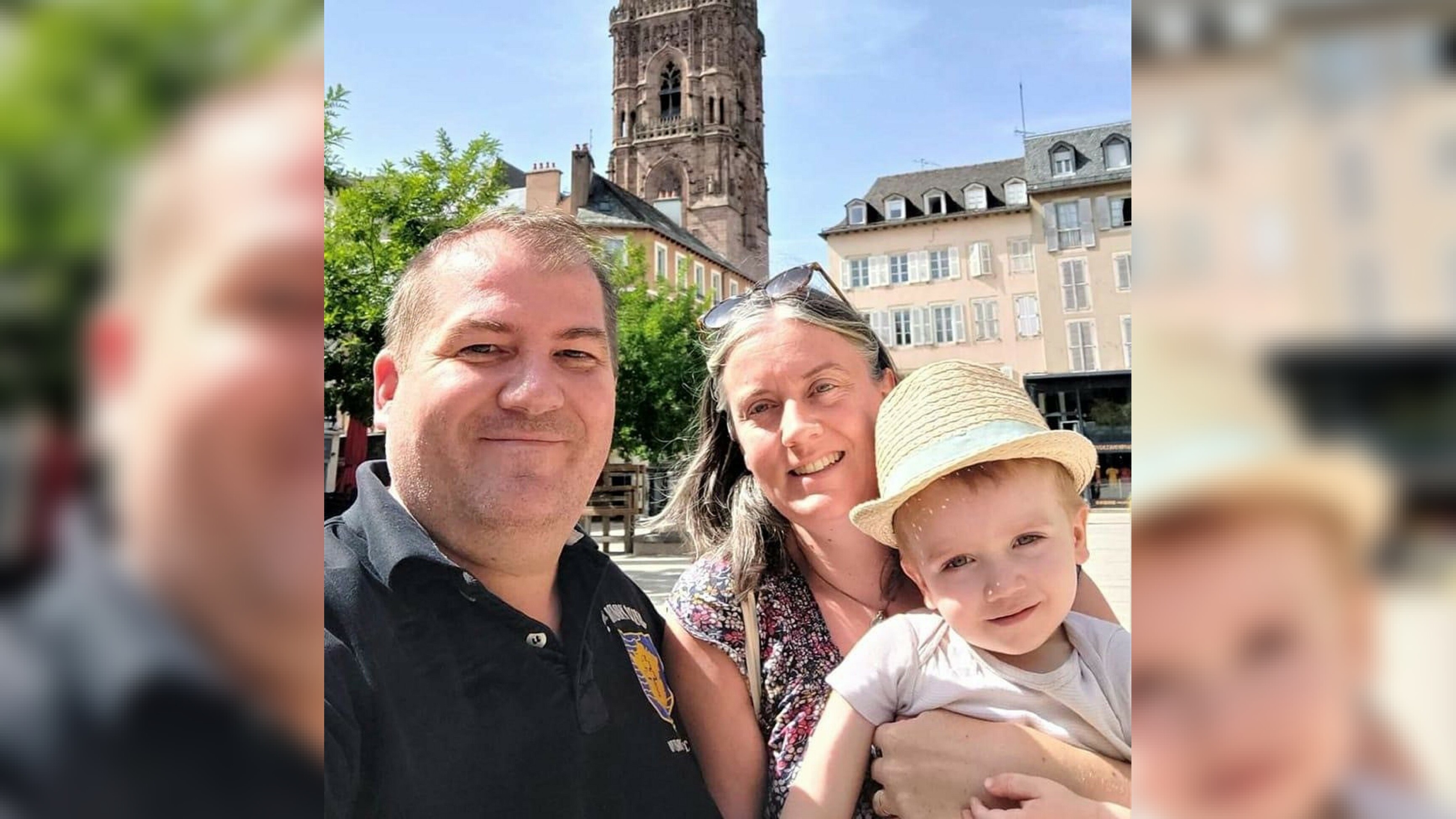 Irene met haar man en zoontje in Frankrijk