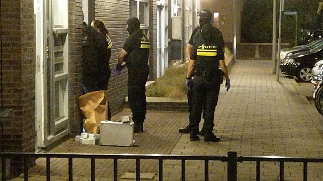 Inval in de Valckenierstraat in Arnhem.