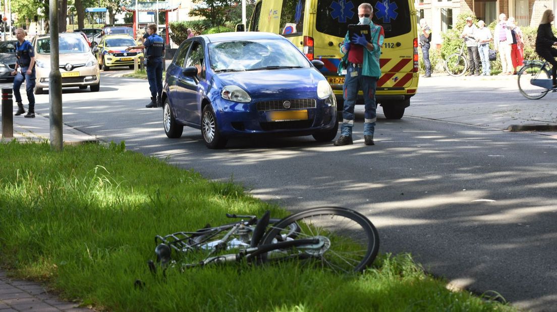 ongeluk fietser auto Emmen