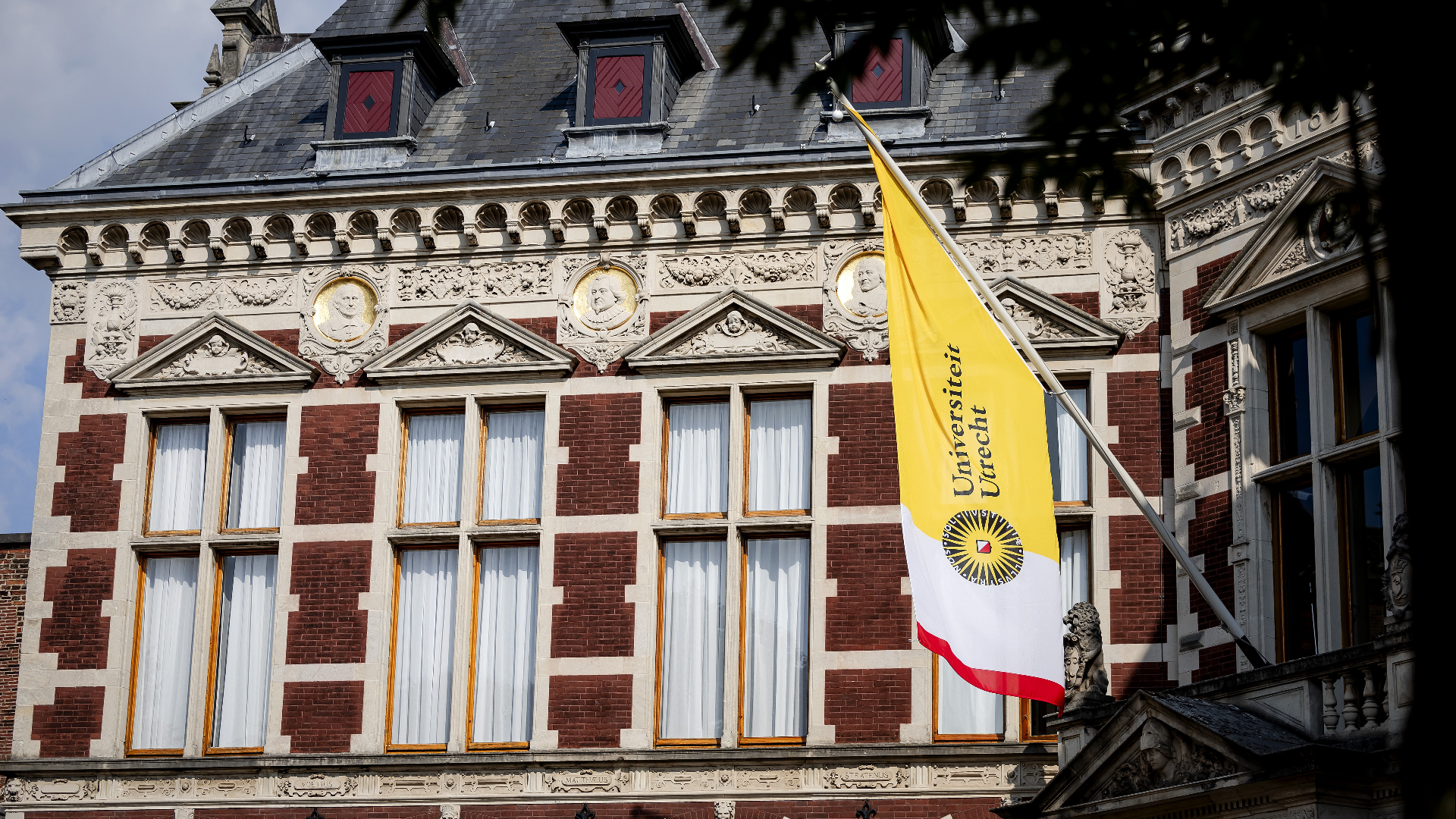 Universiteit maandag weer open, wel beperkingen