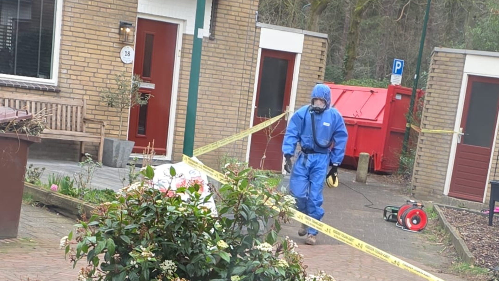 Opruimen van brokjes met asbest in Soesterberg begonnen