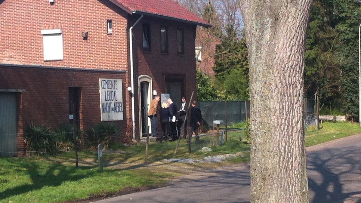 Schouw bij huis Gijsbert Ruiter in Haelen