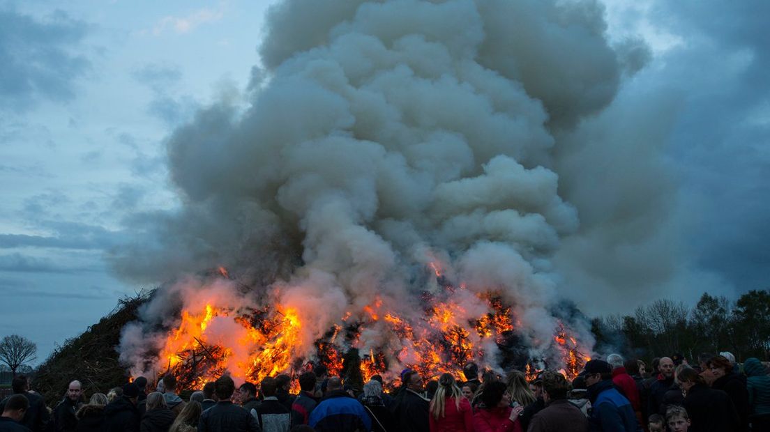 Overlast van rook van paasvuren uit het oosten van Nederland