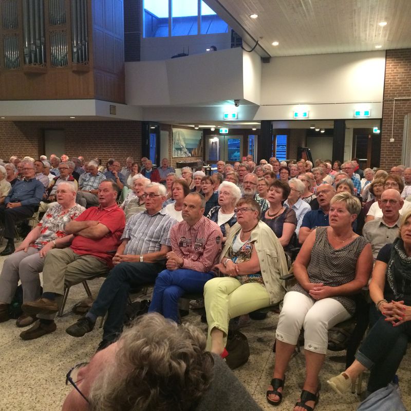 Brug Es Kerk Dwingeloo Heel Nederland zingt mee in de Brug-Es Kerk in Dwingeloo - RTV Drenthe
