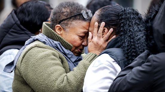 Pleegmoeder doodgeschoten Jerryson (15): 'Kerstboompje op zijn graf gezet'