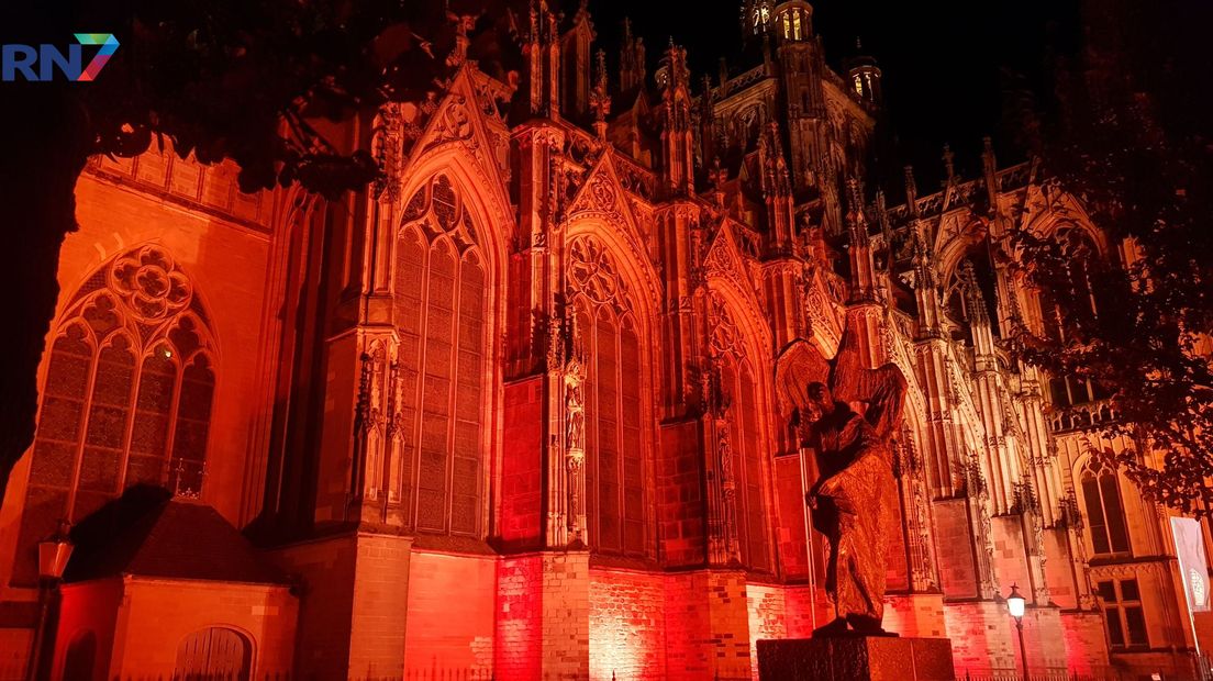 Een kerk tijdens Red Wednesday