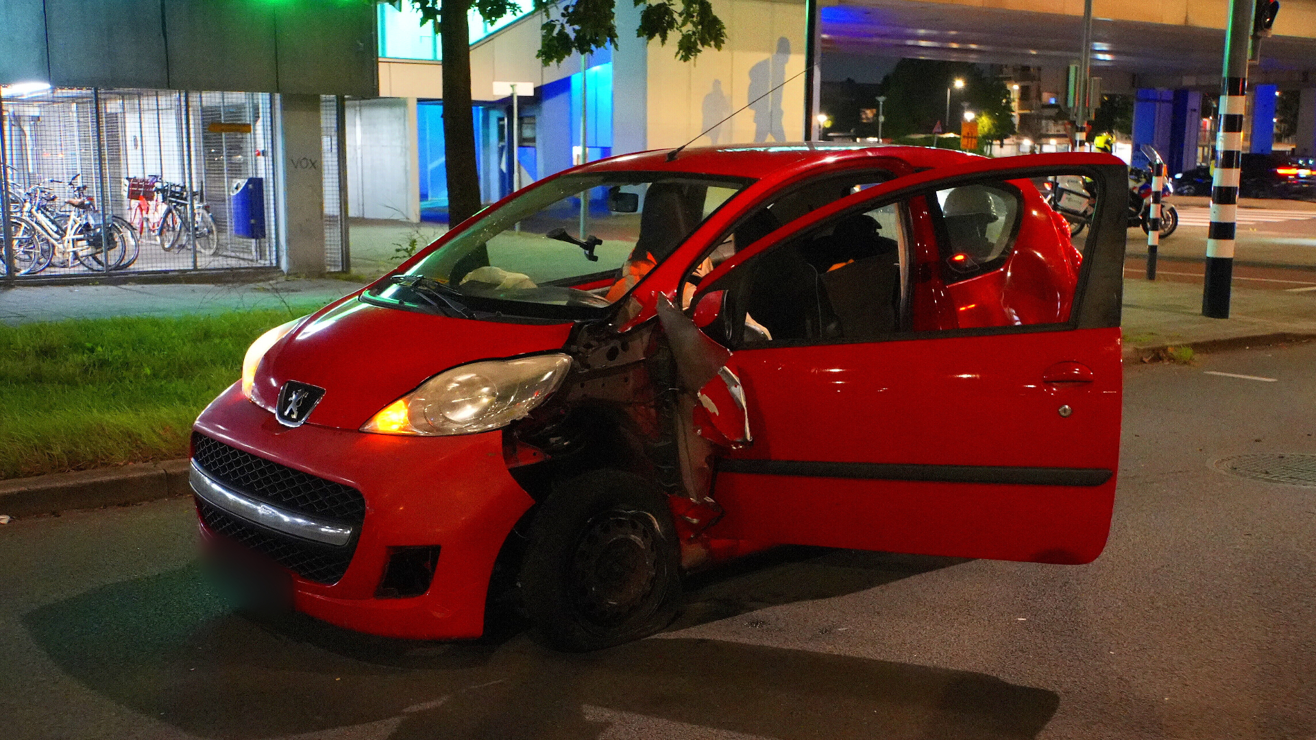 Vooral de schade aan de auto is groot.