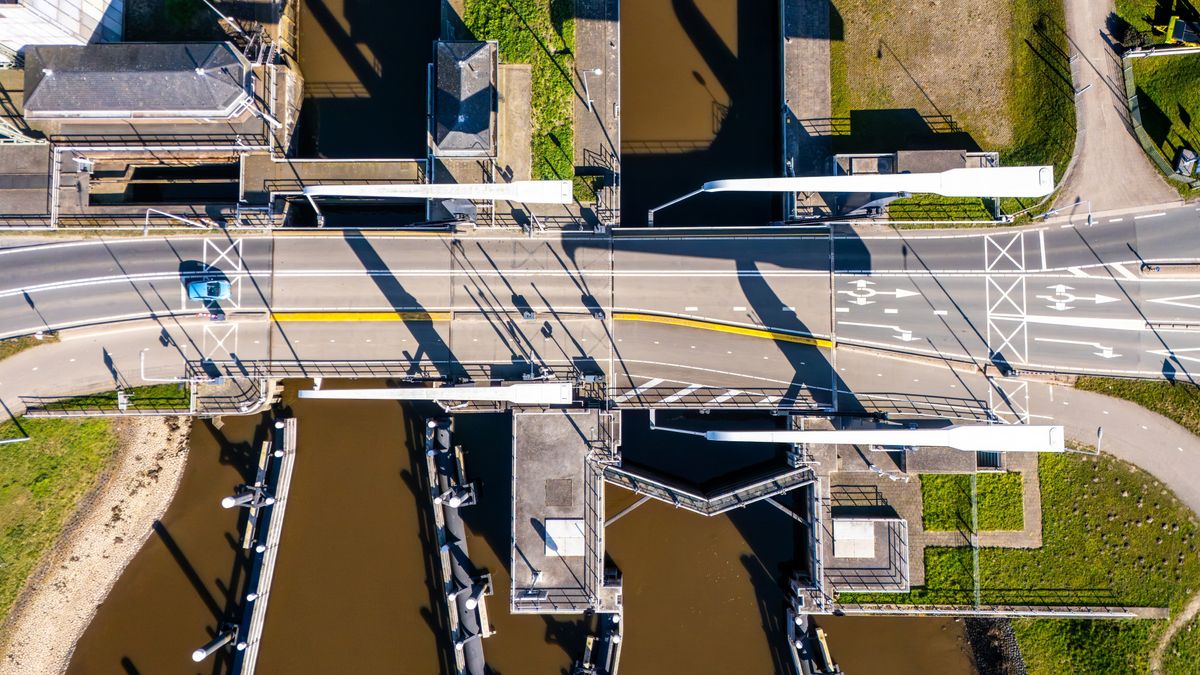 Nieuwe werkzaamheden na dodelijk ongeluk bij sluis, roep om verkeersregelaars: 'Mensen zijn angstig'