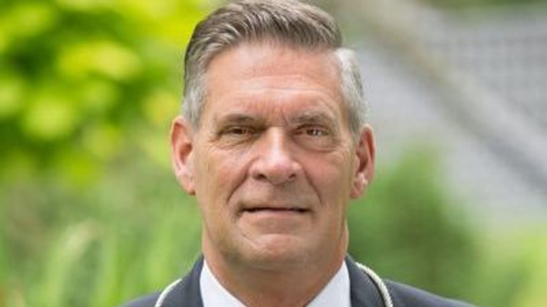 Burgemeester Frits Naafs van Utrechtse Heuvelrug stopt: 'U houdt een plekje in mijn hart'