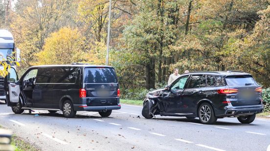 112-Nieuws: Tweezijdig ongeval in Leusden | Brand aan Dorpsstraat Bunschoten. 112-Nieuws: Tweezijdig ongeval in Leusden | Brand aan Dorpsstraat Bunschoten.