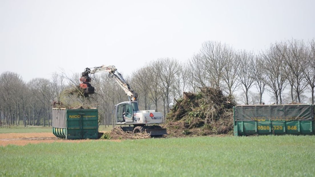 De paasbulten in Tynaarlo worden opgeruimd (Rechten: Van Oost Media)