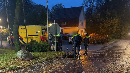 Botsing tussen elektrische step en scooter, persoon gewond