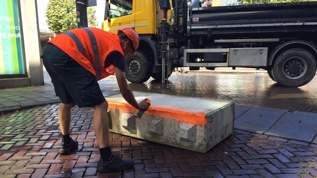 Ook veiligheidsmaatregelen in Enschede krijgen oranje tintje