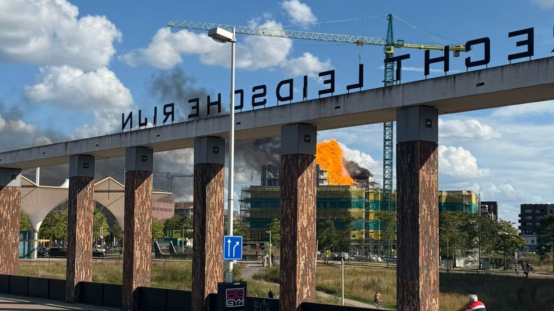 Steekvlam op het moment van de explosie