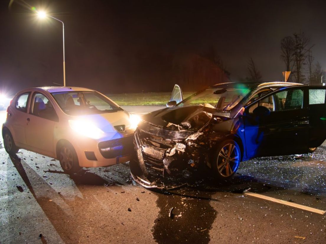 Ongeluk op kruispunt in Gorinchem.