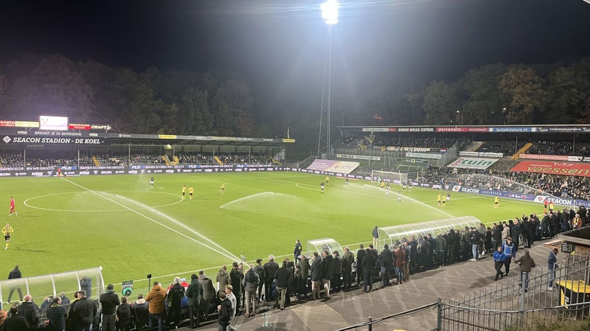 LIVE | Vitesse op voorsprong bij VVV in Venlo