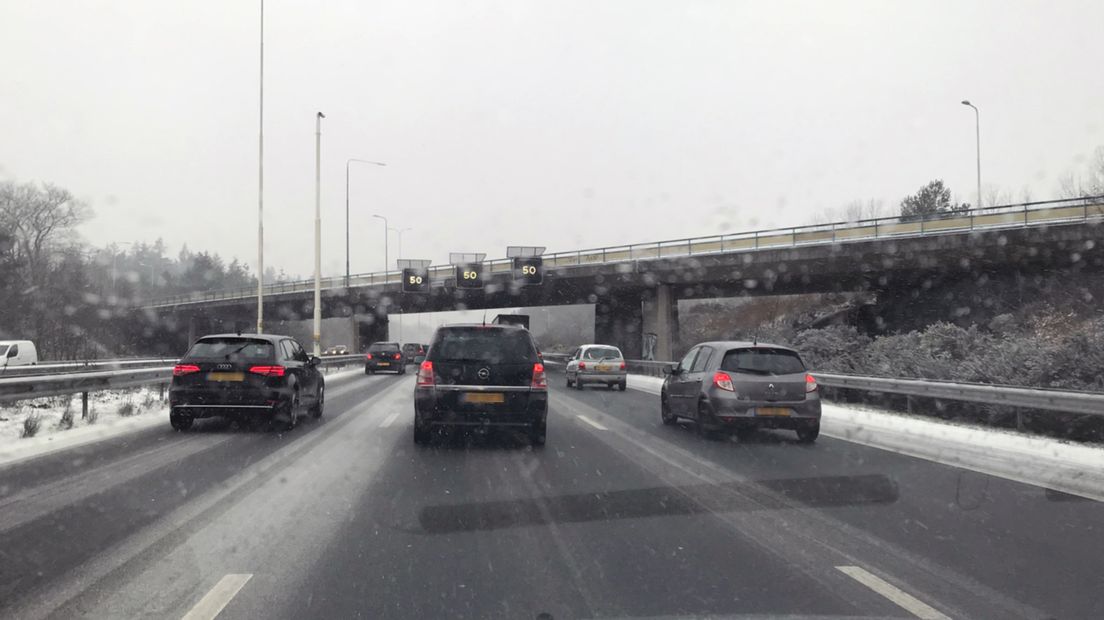 Filerijden op de A28.