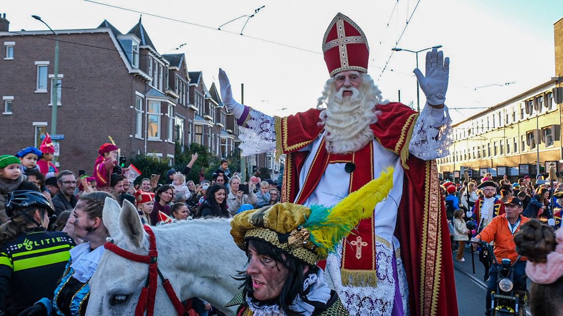 Sinterklaas in de Fahrenheitstraat