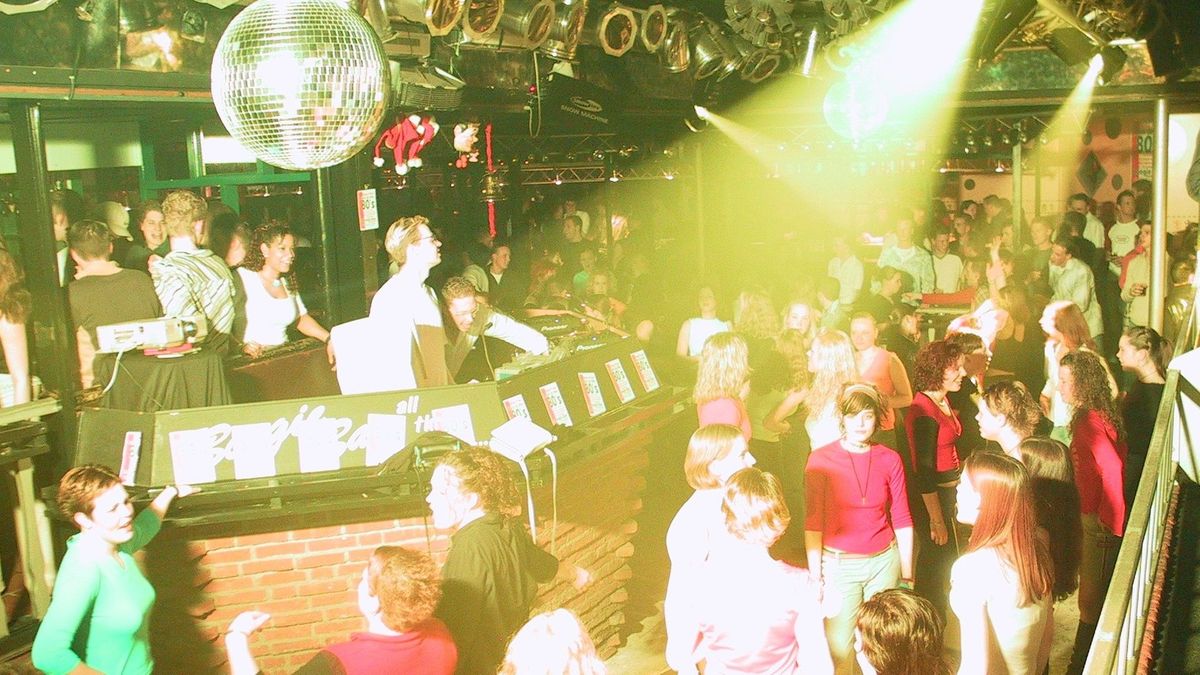 Van Boogie Bar tot boterbriefje: heel wat liefdes bloeiden op in oude disco Barger-Oosterveld