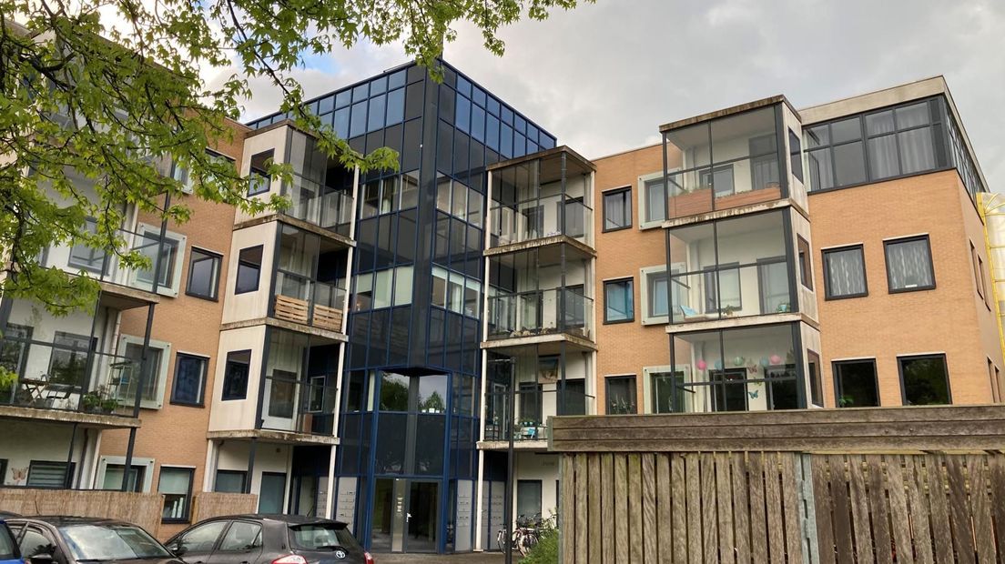 Eerste getransformeerd kantoorpand in Rijnhuizen.
