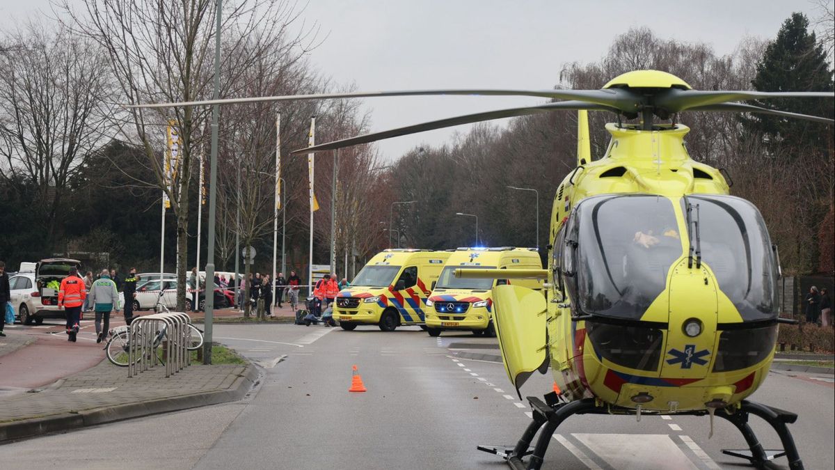 Bestuurder scootmobiel zwaargewond na aanrijding met auto