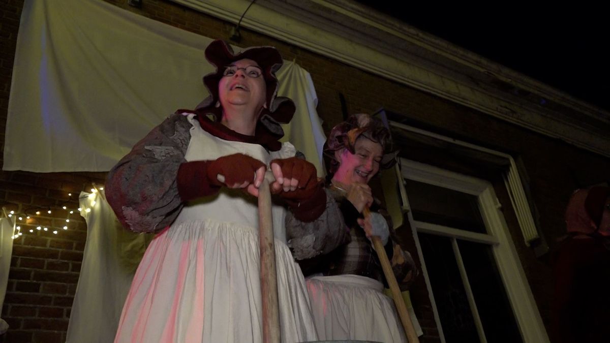 Tien jaar Dickens in Barneveld: ‘Een streepje licht doet wonderen’