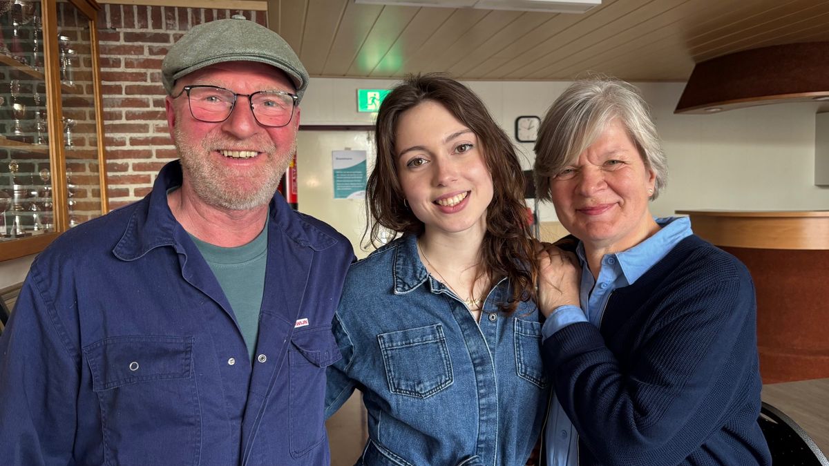 Oosterwolde krijgt eigen toneelvereniging en die is nu al een hit