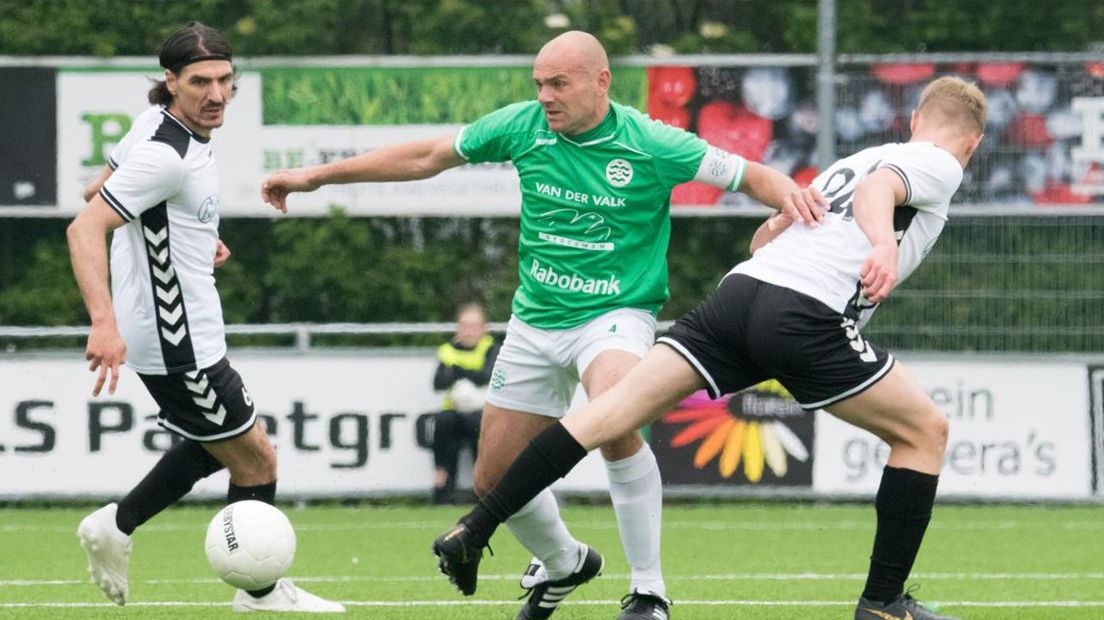 Marko van der Knaap in zijn laatste thuiswedstrijd als voetballer van Westlandia. 