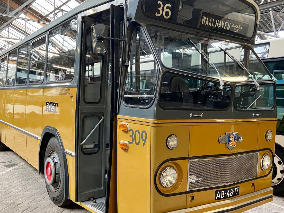 Oude RET-bus