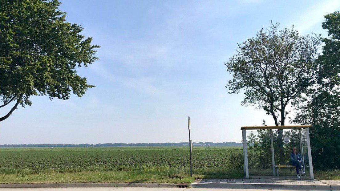 Inwoners hopen dat de bushaltes in Annerveenschekanaal blijven bestaan (Rechten: Marjolein Knol/RTV Drenthe)