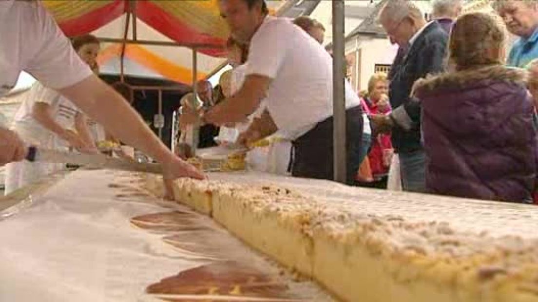 100 meter lange appeltaart in Velp