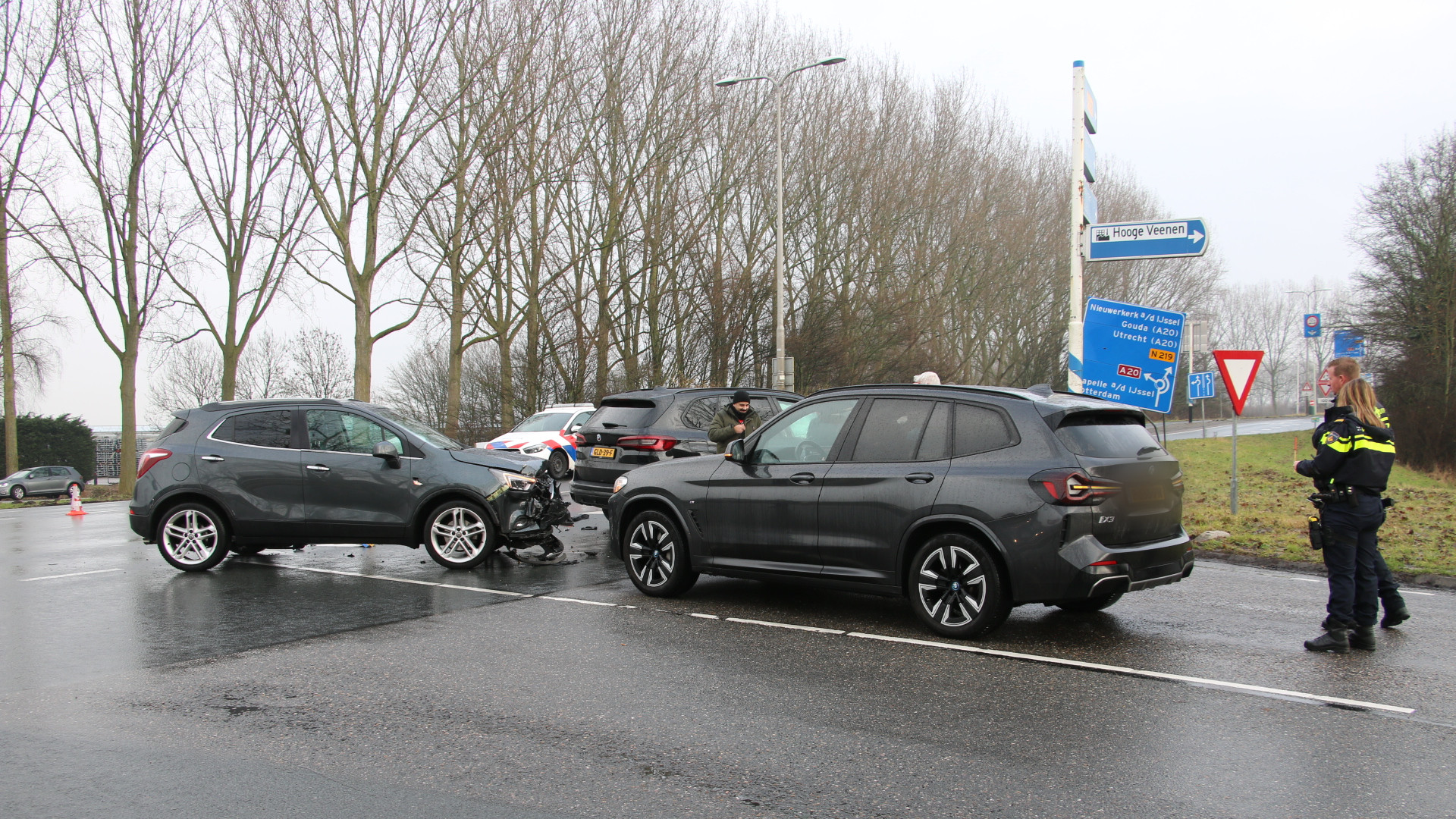 Drie voertuigen betrokken bij ongeval.
