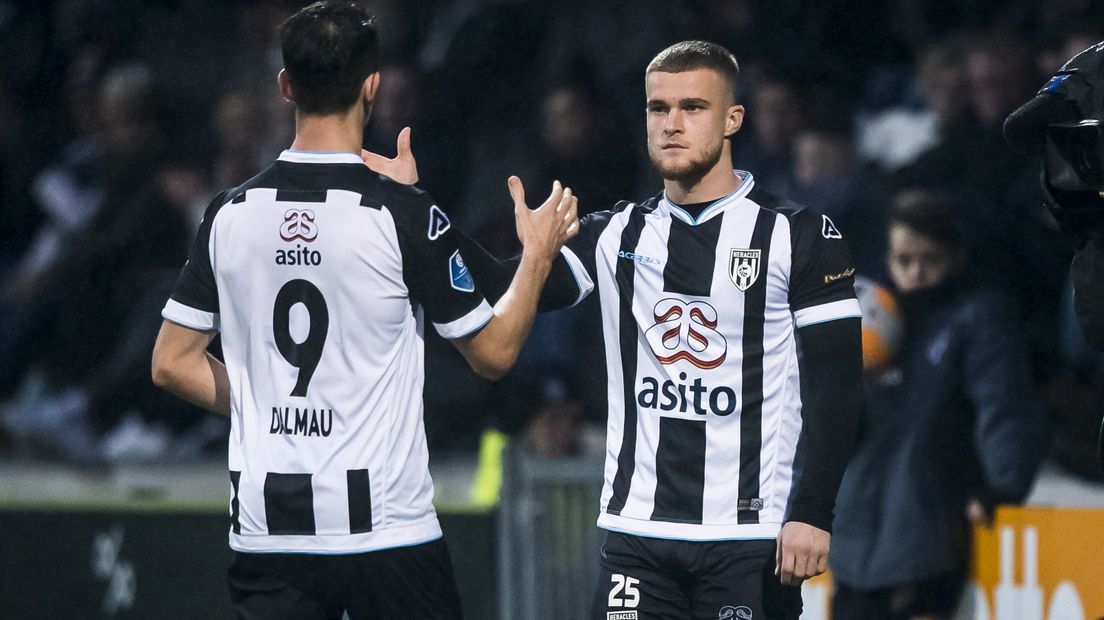 Joey Konings (rechts)