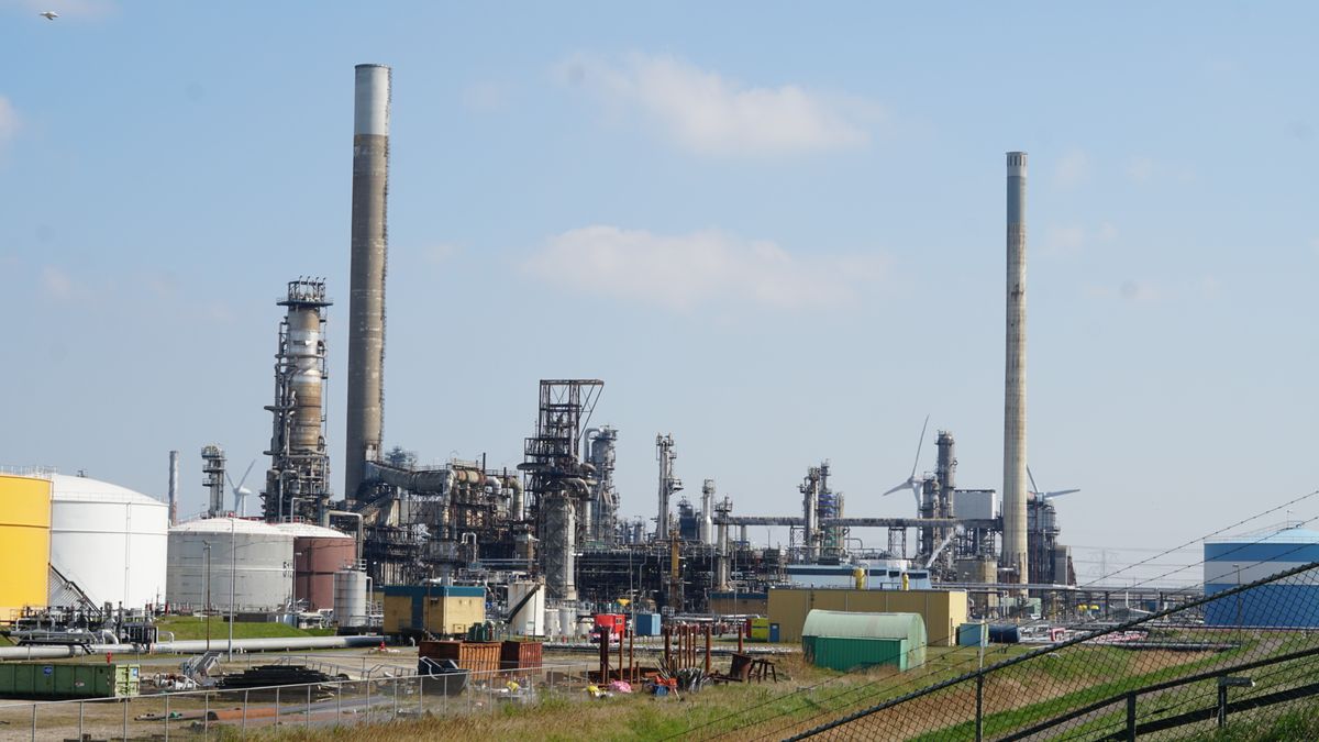 'Zeeland Refinery blijft draaien ondanks sancties tegen Russische aandeelhouder'