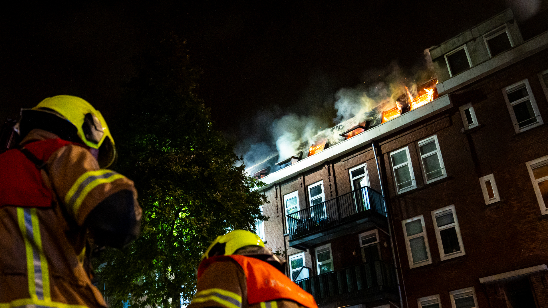 Aanslag op woning Allard Piersonstraat.