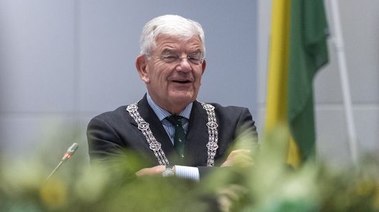 Jan van Zanen blijft burgemeester van Den Haag Home