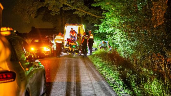 Vier gewonden bij ernstig ongeluk. Vier gewonden bij ernstig ongeluk.