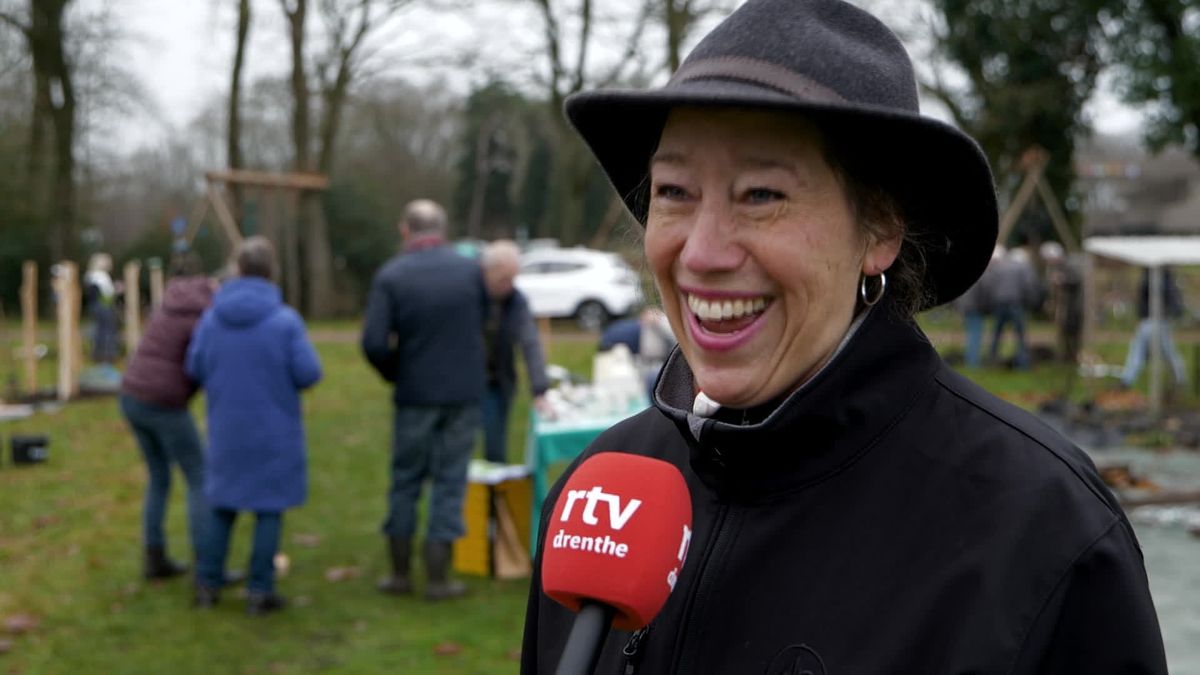 Openbaar fruit in Westerbork: 'Dit smaakt zeker naar meer'