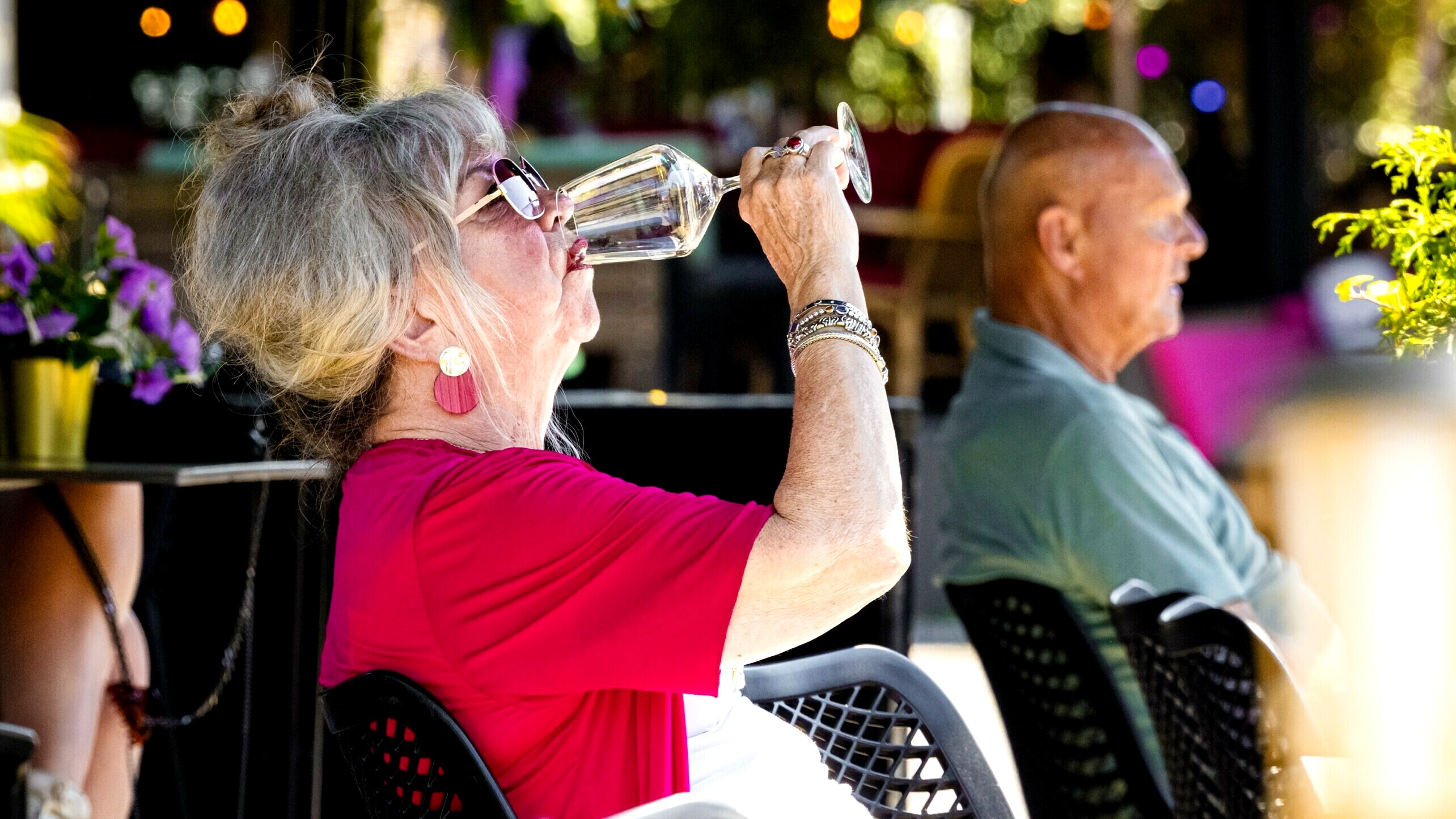 Wees terughoudend met alcohol als het warm is