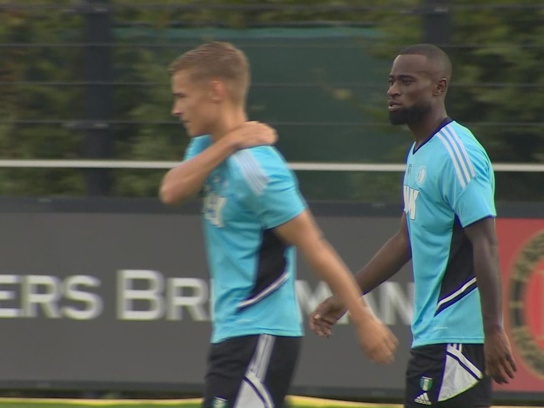 Lutsharel Geertruida trainde vandaag mee bij Feyenoord.
