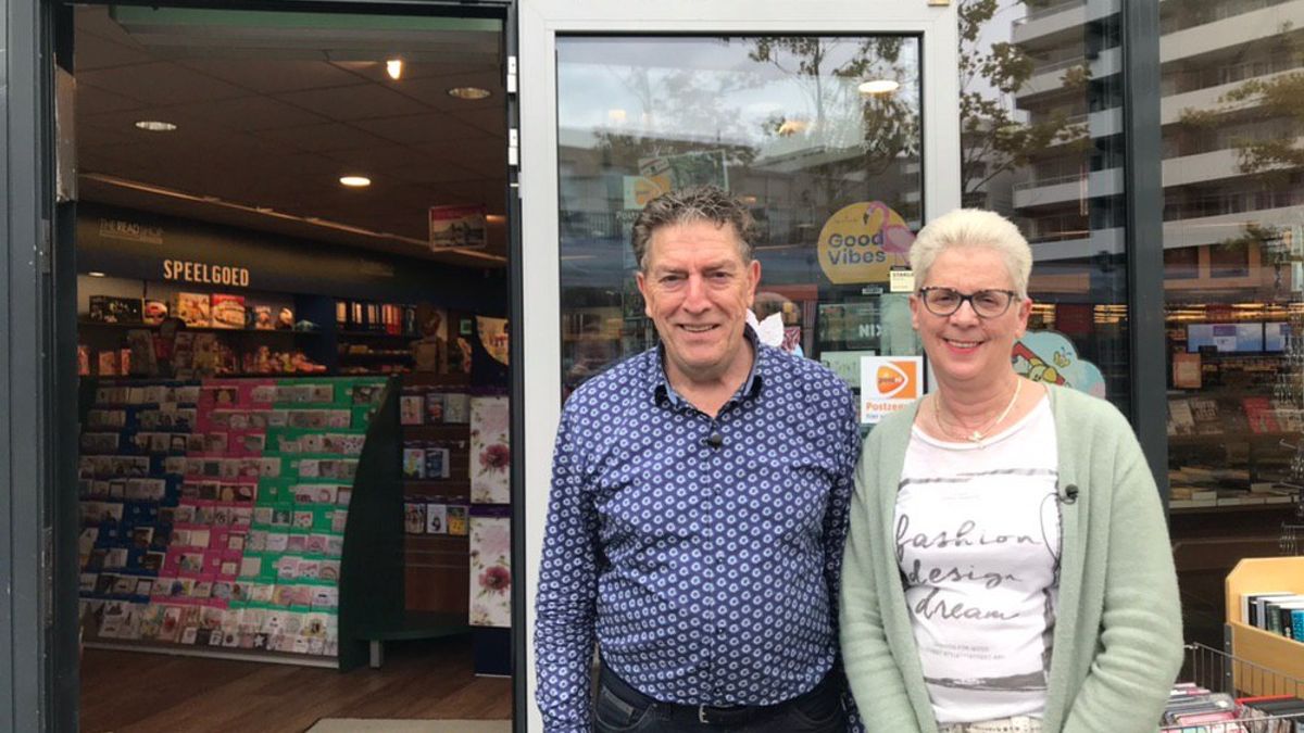 Jans en Henny stoppen met The Readshop: ‘Emmerhout gaat ze missen’