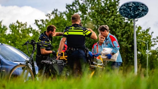 Fietser gewond bij aanrijding op drukke kruising