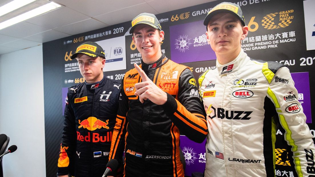 Verschoor (midden) won in 2019 de Grand Prix van Macau in de Formule 3