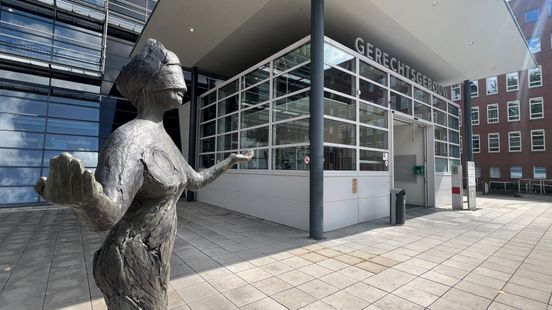 OM vreest dat man die agenten en hulpverleners bedreigde echt geweld gaat gebruiken Home