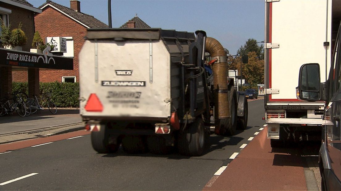 Trekkers rijden nog steeds over Deurningerstraat Hengelo