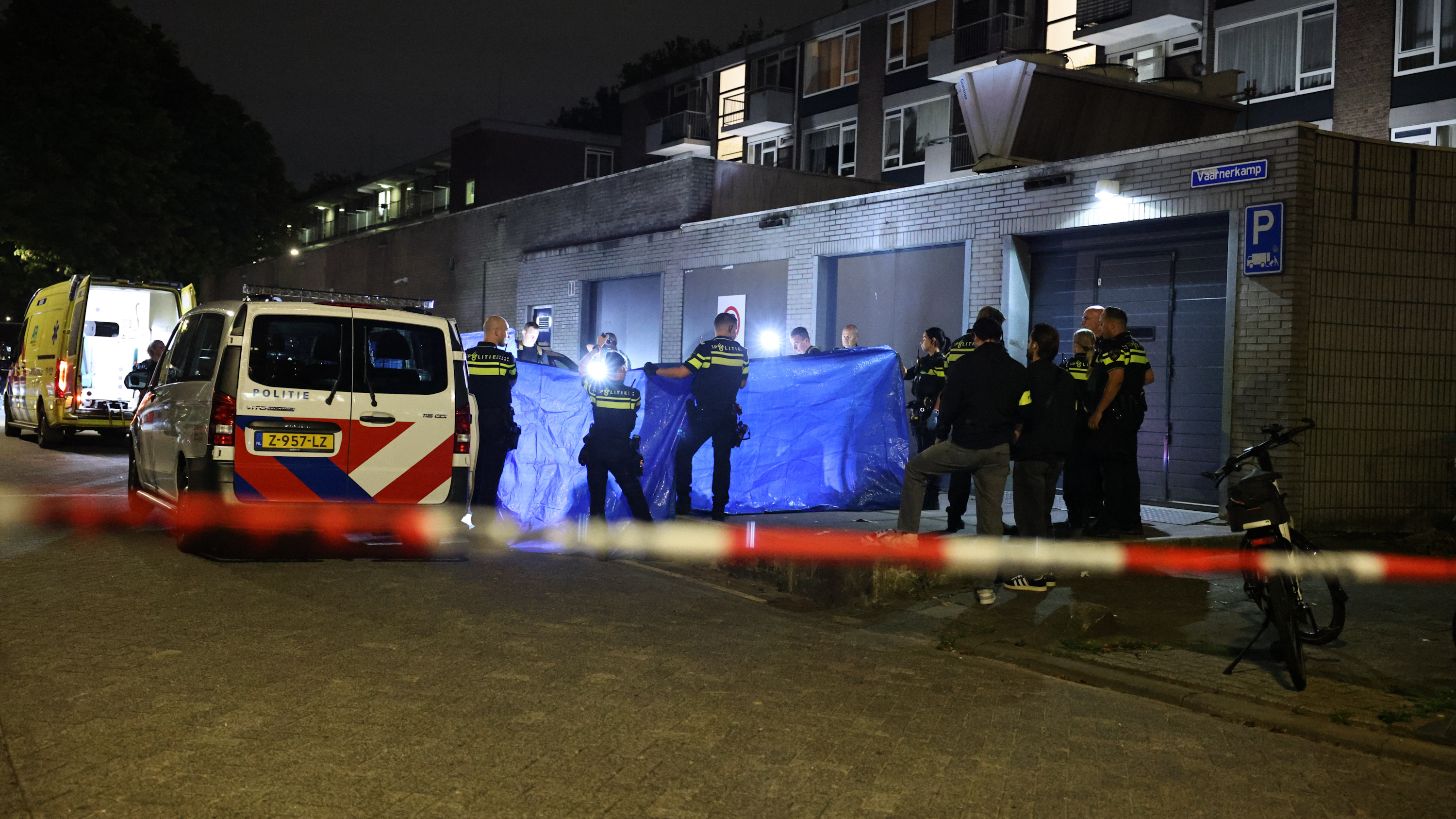 Een man overleed aan de Vaarnerkamp in Rotterdam